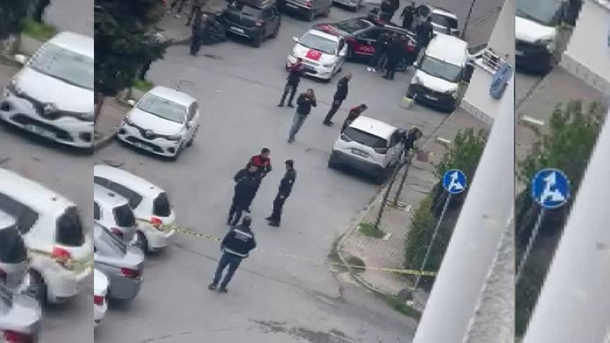 Akılalmaz olay! Siyah araçtan inip yolda yürüyen adama 12 el ateş etti