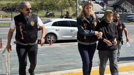 Bebeğini 2. kattan atarak öldürdüğü tez edilen anne tutuklandı