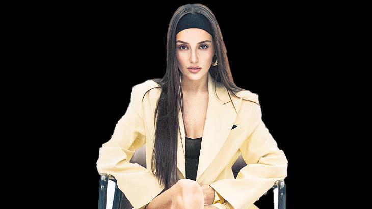 Koleksiyon tasarladı