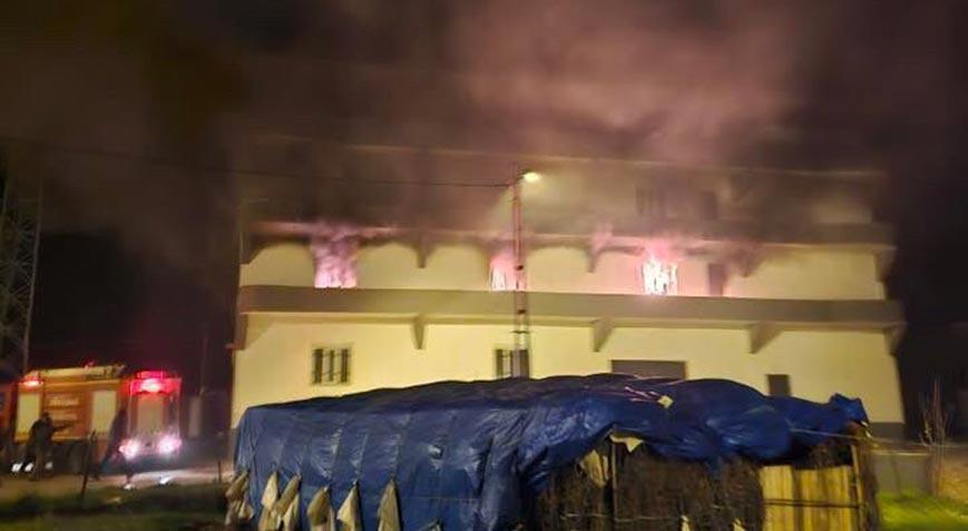 Terlik fabrikasında korkutan yangın