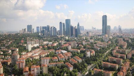 ‘600 bin mesken ivedilikle yıkılmalı’