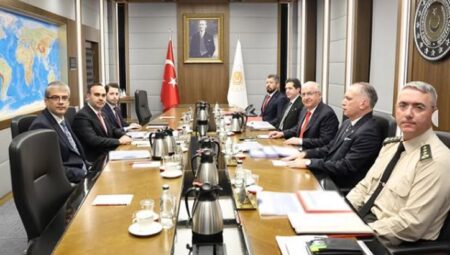 Bakan Güler ile Sanayi ve Teknoloji Bakanı Kacır bir ortaya geldi