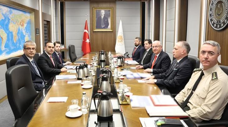 Bakan Güler ile Sanayi ve Teknoloji Bakanı Kacır bir ortaya geldi