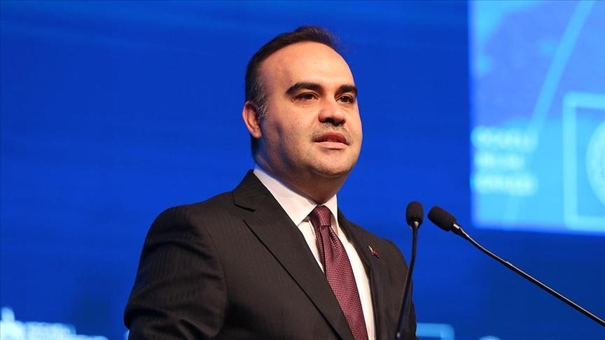 Bakan Kacır: Turizm gelirlerinde 61,1 milyar dolarla yeni bir rekora imza attık