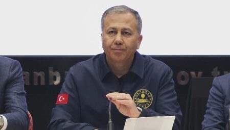 Bakan Yerlikaya: Son 12 saatte 4’ün üzerinde rastgele bir artçı sarsıntı meydana gelmedi