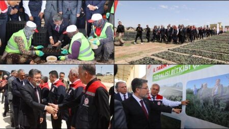 Bakan Yumaklı, Mardin’de Tuz Çalısı Üretim Tesisi’nde incelemelerde bulundu