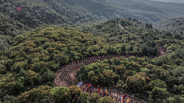 Binlerce kişi, 57’nci Alay’ın izinde yürüdü