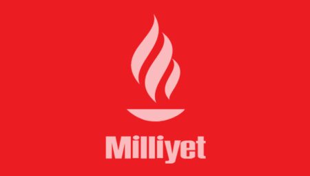 İstanbul’daki zelzelede tıraş ettiği çocuğu omuzladı, dışarı çıktı