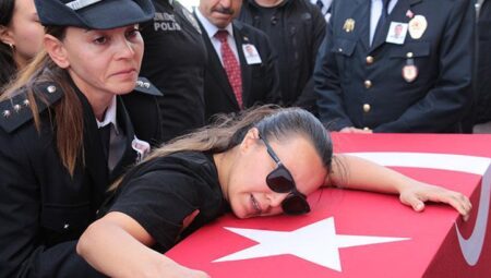 Şırnak’ta şehit olan polis memuru için merasim düzenlendi