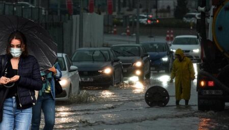 SON DAKİKA | Meteoroloji uyarmıştı! Ankara’yı ‘Süper hücre’ vurdu! Yollar bir anda göle döndü
