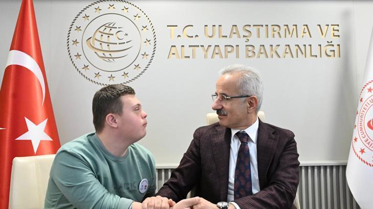 Ulaşım ve bağlantıda manisiz projeler! Bakan Uraloğlu: 100 milyon TL karşılıksız takviye sağladık