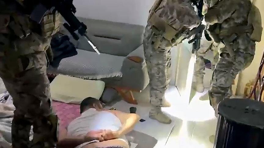 Yer: Adana! Kabahat örgütlerine silah satışı hazırlığındaki çete çökertildi