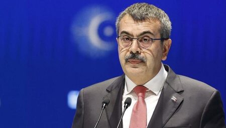 Zarurî eğitim değişecek mi? Bakan Tekin’den açıklama geldi!