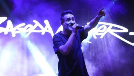 Burdur’da 19 Mayıs konserinde Sagopa Kajmer sahne aldı