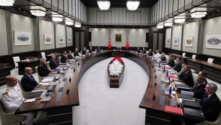 Son dakika: MGK’dan 8 unsurluk bildiri! ‘Terör örgütünün tasfiye süreci hassasiyetle takip ediliyor’